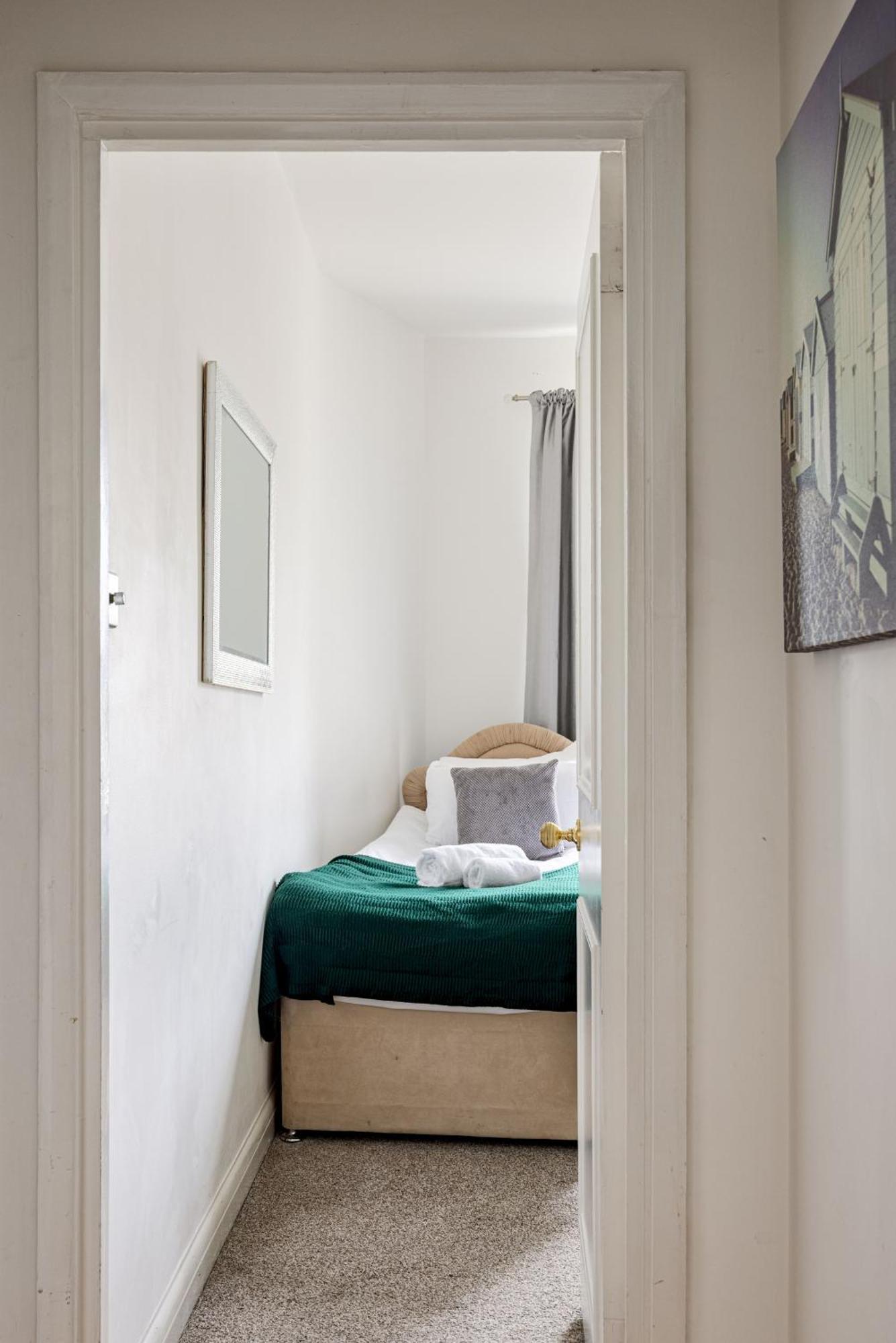 Picktheplace Lancaster Gate Londra Exterior foto